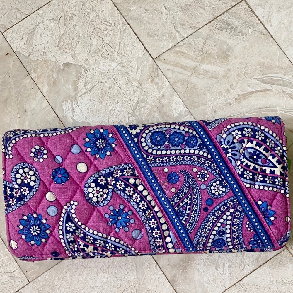Purple paisley Trifold Vera Bradley Wallet